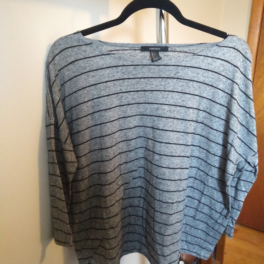 Forever21 Dolman 3/4 Sleeve Shirt
